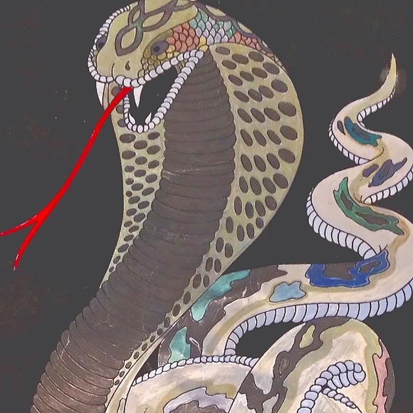 Meet your Posher, Kris - Picture 2 of 3